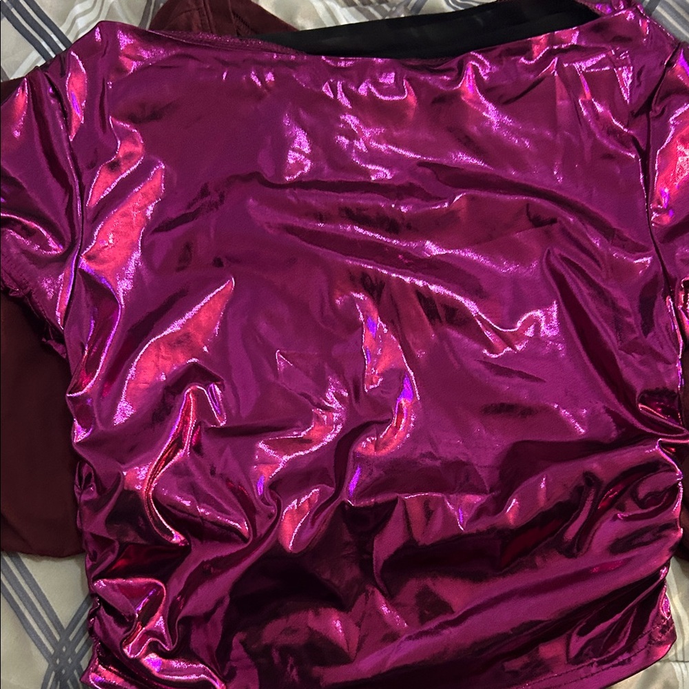 SHEIN Shiny Pink Crop Top